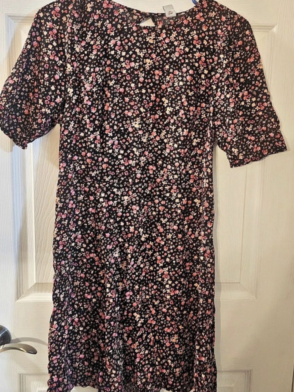 Old Navy Floral Mini Dress in Black & Pink Size Medium